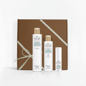 HAIR COMPANY PROFESSIONAL Inimitable Style Volume-Up apimties suteikiantis rinkinys su pudra rudoje dovanų dėžutėje